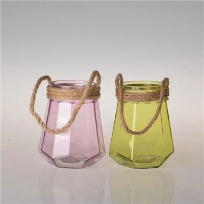 Sklenený stojan na sviečku s rukoväťou