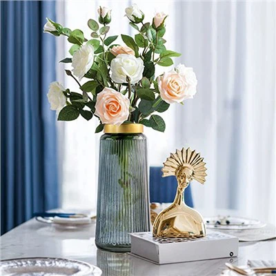 Klasická pásiková sklenená váza