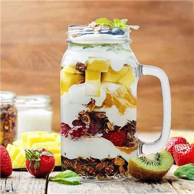 730ml sklenená nádoba so slamkou