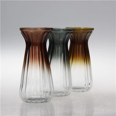 Retro farebné sklenené vázy