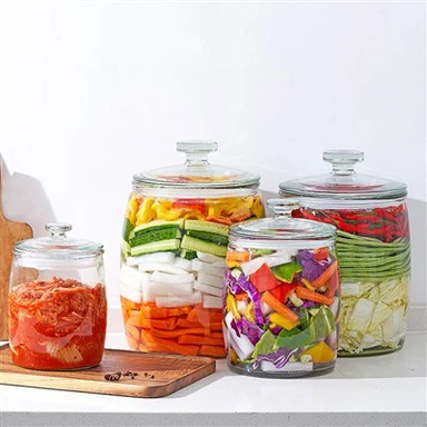 Veľká sklenená nádoba s vekom